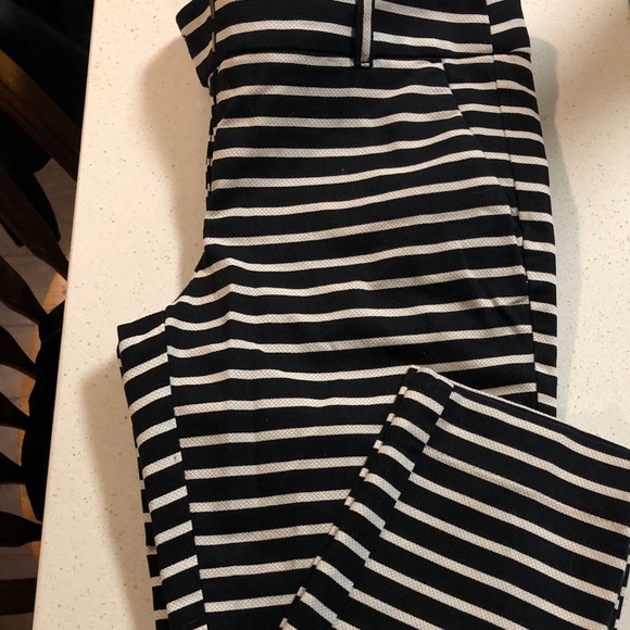 LOFT Pants - NWT Striped Cropped Marisa Petite Pants